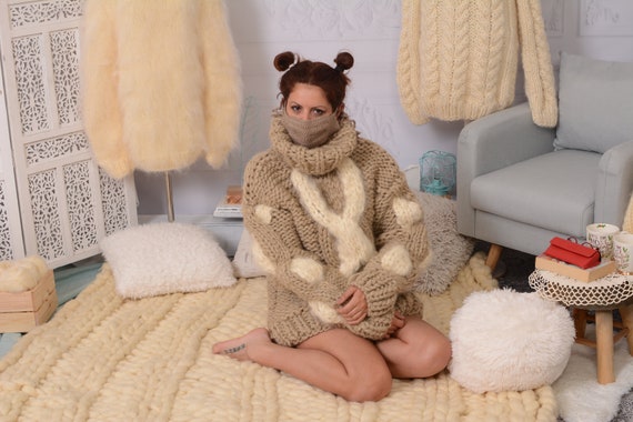Mix of 5 Strands Wool and 10 Strands Mohair Sweater, Chunky
