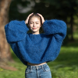KNITTING PATTERN for a loose knit sweater easy to knit with soft mohair wool, PDF English  - digital download