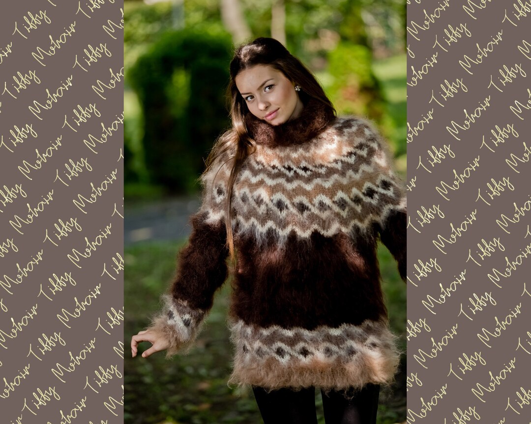 LOGO MOHAIR SWEATER IN BROWN