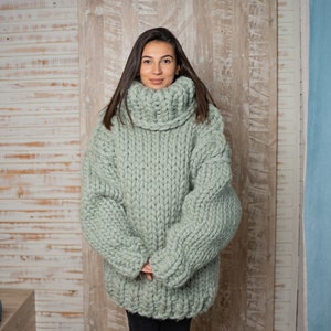 5 Kilograms Chunky Knit Wool Sweater Greenish Gray Woolen - Etsy