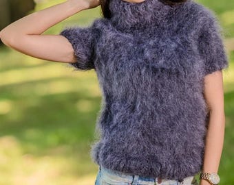 Short-Sleeve Mohair Sweater – Hand-Knitted Fluffy Cropped Pullover T327