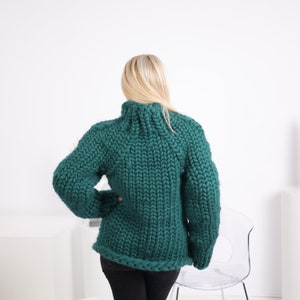 Green CHUNKY KNIT SWEATER, bulky sweater, Giant knit sweater, Chunky Knit Sweaters, super chunky sweater, Merino chunky sweater T1627 image 9