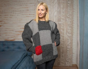 One available in size 3 xl, 100 % Soft Wool Sweater with squares T1108