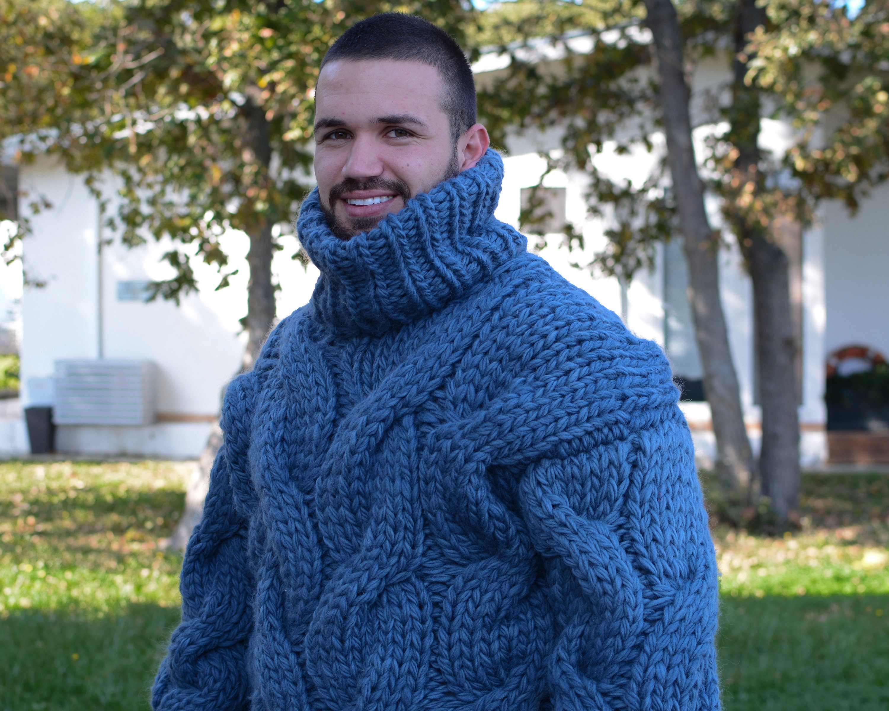 SEEALL HAND OVERSIZED HIGH NECK SWEATER SEEALL HAND OVERSIZED