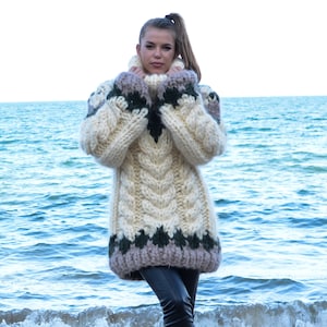 4 kg 15 strands Icelandic Mohair Sweater, Hand Knit Chunky Turtleneck Pullover, Huge Nordic Pullover T675