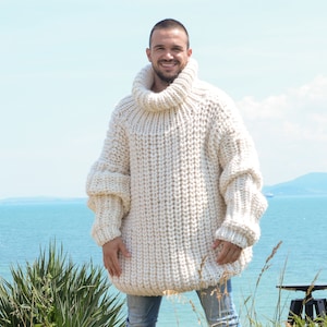 3 kg. Oversized Wool Sweater, Thick Hand Knitted Jumper, Cream Fisherman rib Sweater T786M