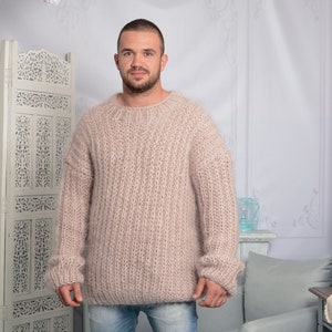 Suéter Mohair beige, suéter de cuello redondo suave, suéter Mohair para hombre, tirón de Mohair acanalado, suéter grueso de gran tamaño, suéter de punto a mano T795M