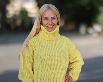 One available in size XL, Handmade Yellow Alpaca Fisherman Rib Sweater  T1769