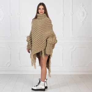 Big Eco beige woolen poncho , Cable knit wool poncho , Oversized Wooly Poncho in Beige Color , Chunky knit body cover T966W