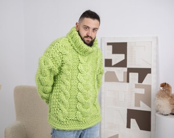 Apple Green Merino Wool Sweater – Thick Soft Cable Knit Men’s Pullover T1670