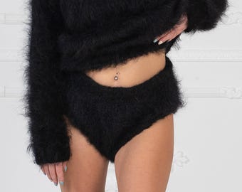 Mohair Panties – Hand Knitted Fluffy Fuzzy Winter Briefs T1015