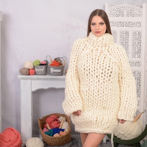 Suéter de lana gruesa de 14 hilos – Tejido a mano en color crema, jersey extragrande T707W