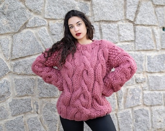 Jersey de lana rosa ceniza – Jersey de cuello redondo con trenzas, tejido a mano y de corte holgado para mujer T817