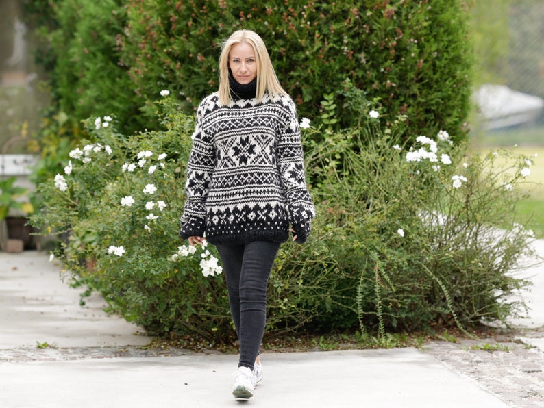 Norwegian Wool Sweater, Icelandic Sweater, Hand Knitted Sweater, T1123 image 6