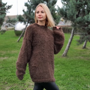 Suéter peludo 100% alpaca, tejido a mano, suave, de cuello redondo, de lana cálida y esponjosa T957