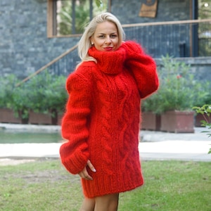 Red Cable knit Mohair Sweater, Turtleneck Thick Pullover, T neck Fluffy Pullover T843
