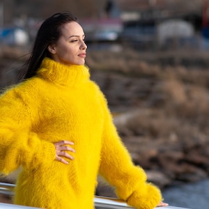 Yellow Mohair Sweater T1173