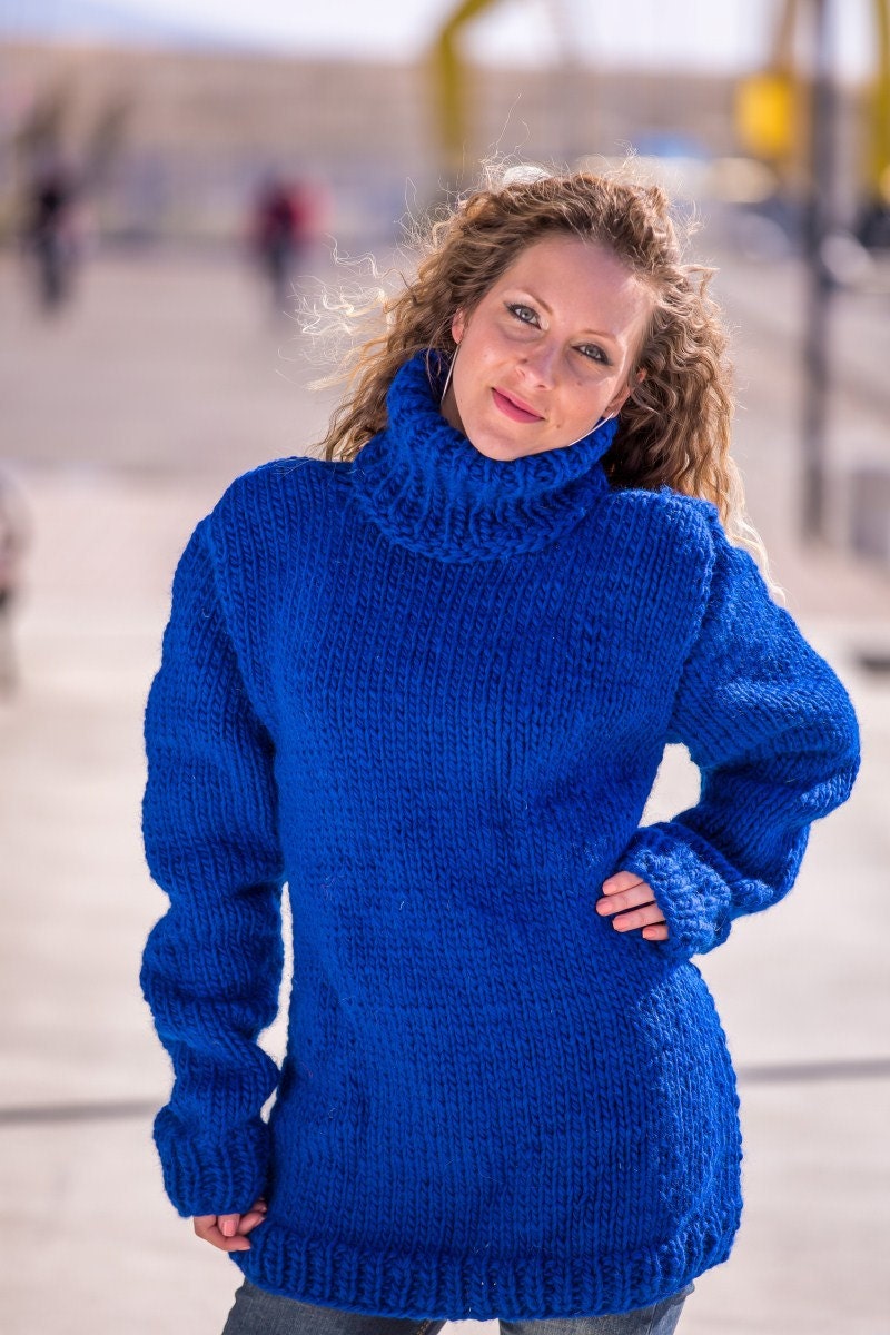100 Soft Wool Sweater in blue T514