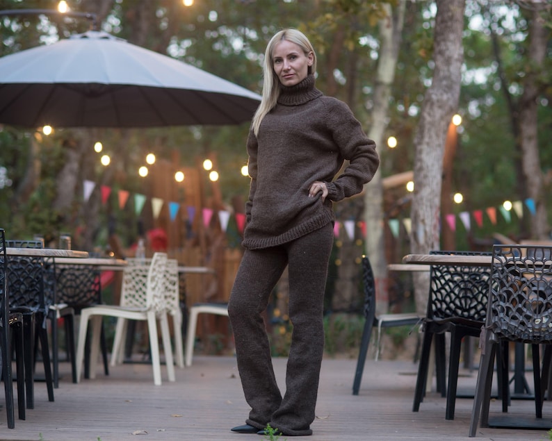 Braune Wolle Strick Leggings – Handgestrickte Damen Wolle Joggers T881 Bild 3