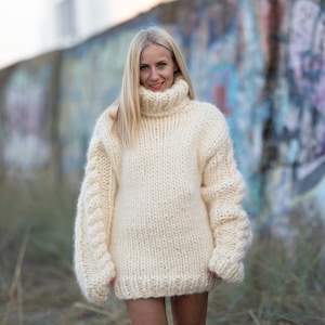 10 strands Cables Mohair Sweater, Chunky knit Fuzzy jumper, Tiffy Mohair Sweater  T1245