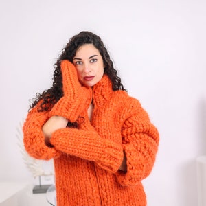 60 strands Extra Chunky Orange Alpaca Mittens, Hand Knit Gloves, Mohair Fetish Mittens, Knitted Mittens, Fluffy Mittens, T1649
