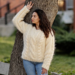 10 strands Cables Mohair Sweater, Chunky knit Fuzzy jumper, Tiffy Mohair Sweater  T1061