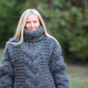 20 fädiger Mohair Pullover, Grobstrick Zopfmuster, kuscheliger Winterpullover, Handgestrickter Pullover, Blauer Pullover T1461