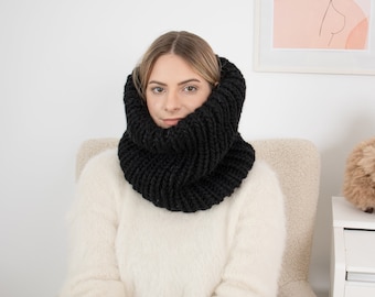 Turtleneck ribbed scarf, Unisex Hand knitted Wool Scarf for Women & Men, Neck Warmer Winter Fall Scarf , Soft Wool Face Covering T1344