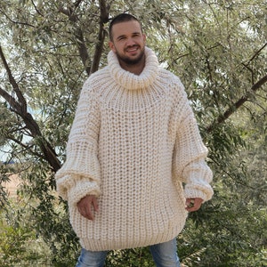 3 Kg. Oversized Wool Sweater, Thick Hand Knitted Jumper, Cream ...