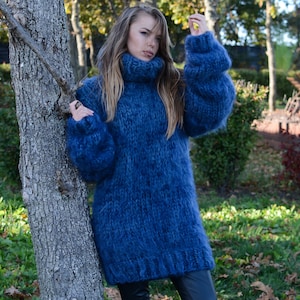 Very thick 5 strands sweater in mohair and soft wool mix T673W