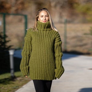 Chunky Pullover, Ribbed Green Wool Sweater, Hand Knit Woolen Pull T1301