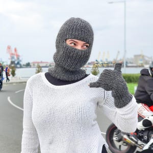 Alpaca Merino Balaclava – Hand Knitted Grey Ribbed Ski Mask T1962