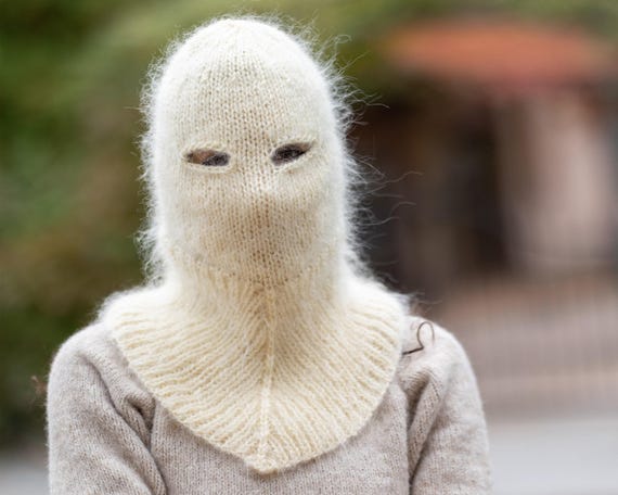 Hand Knit Balaclava グレイッシュベージュ Cream Mohair Balaclava – Hand Knitted Fluffy Slouchy Beanie Ski