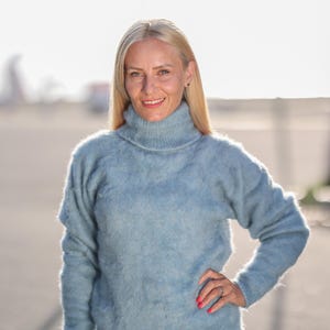 Ready to ship in size XL, Fluffy Yak and Merino Sweater – Hand Knitted Hairy Soft Pullover for Women T1760