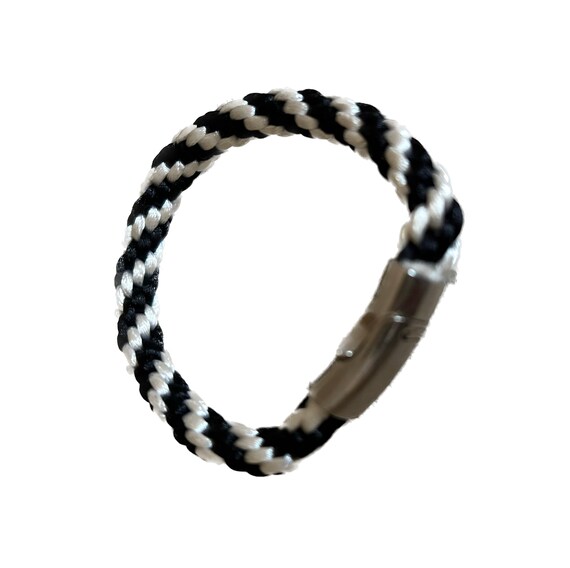 Choker and bracelet set, black and white / black … - image 6