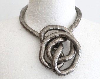 Silver spiral necklace / silver choker / jewelry necklace
