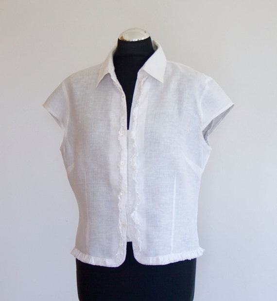 camisa blanca volantes