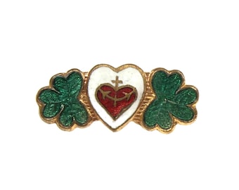 Insignia de latón católica irlandesa vintage, Sagrado Corazón, broche de Irlanda, insignia de trébol, trébol de la suerte, esmalte verde, Día de San Patricio