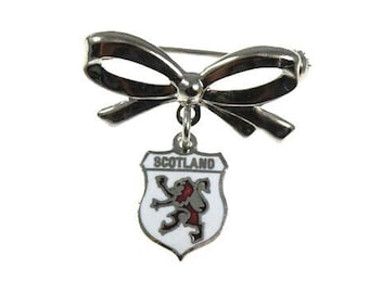 Vintage Scotland brooch, Scottish pin, Scotland souvenir, lion rampant brooch, enamel crest, dangle pin, Royal Banner of Scotland, bow