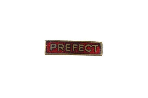 School Prefect Badge Available in 4 Colours with pin bar clasp 