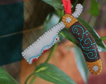 Straight Razor Ornament