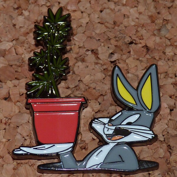 Nugs Bunny - Nugz Bunny - Bugs Bunny - Loony Toons - Classic Cartoons - Hat Pin - Lapel Pin - Warner Brothers