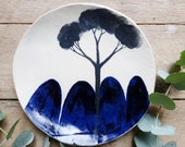 Plat en céramique, plaque de côté bleu Indigo, plaque peinte à la main, australien fait, fait main, plaques, céramiques et poteries faites pour commander