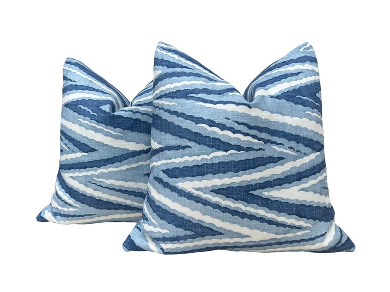 Thibaut Highland Peak - Blue. Designer Zig Zag Blue White Pillow Cover, Blue Stripes Cushions, Euro Sham 26"X26" , Coastal Decor bild 3