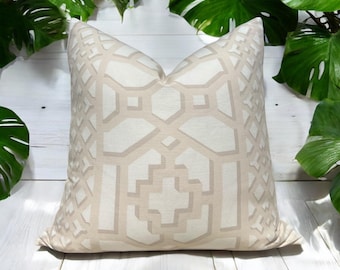 Schumacher Zanzibar Trellis Pillow in Blush. Designer Geometric Pillows, High End Pink Pillow Covers, Accent Throw Pillows, Euro Sham Cover