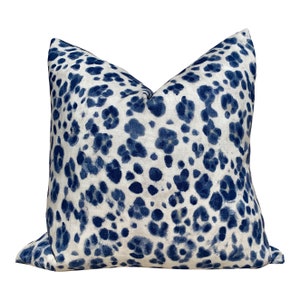 Leopard Linen Pillow Cover in Blue. Animal Skin Blue and White Lumbar Pillow cover, accent navy blue pillow sham, decorative euro sham