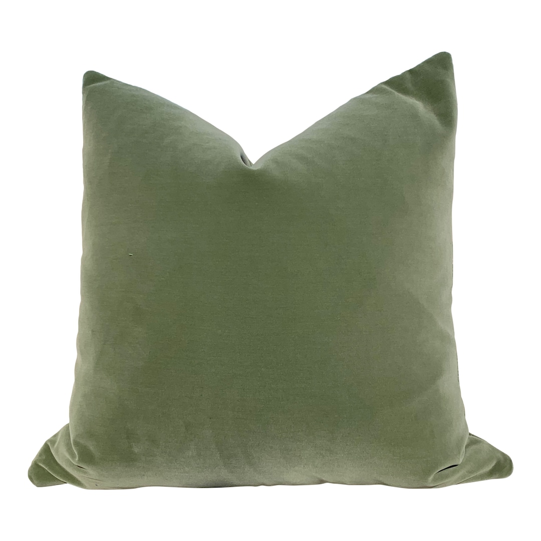 Velvet Pillow in Green. Decorative Velvet Pillow, Lumbar Velvet Pillow