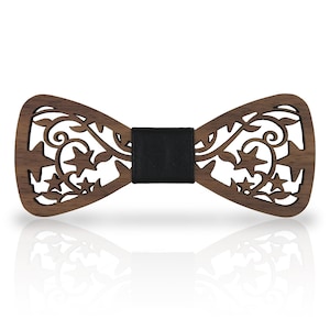 Wood Bowtie - Star Bowtie - Hollowed Bowtie - Openwork Wood Bowtie - Wooden Bow tie - Funny Wooden Bowtie - Personalizable Bowtie