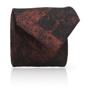 Puede incluir: Juego de tres tazas de cerámica con acabado mate moteado. Cada taza presenta un color diferente: azul claro, crema y gris. Las tazas tienen un diseño simple y moderno, adecuado para café o té.