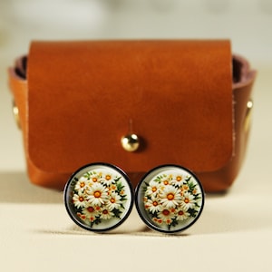 Daisy 3D Cufflinks -  Birthday GIF for April - Gift for Him - Painted Cufflinks - Custom Cufflinks - Personalized Cufflinks [16mm]